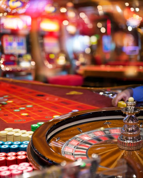 abadi777 Lightning Baccarat live dealer table displayed on mobile phone screen with betting options